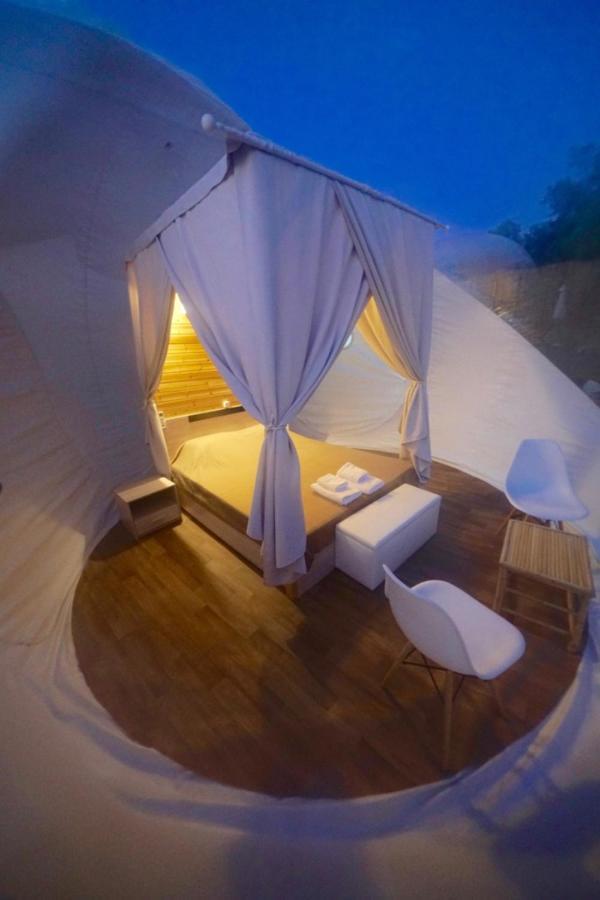 Отель Bubble Tent Неа-Муданья Экстерьер фото